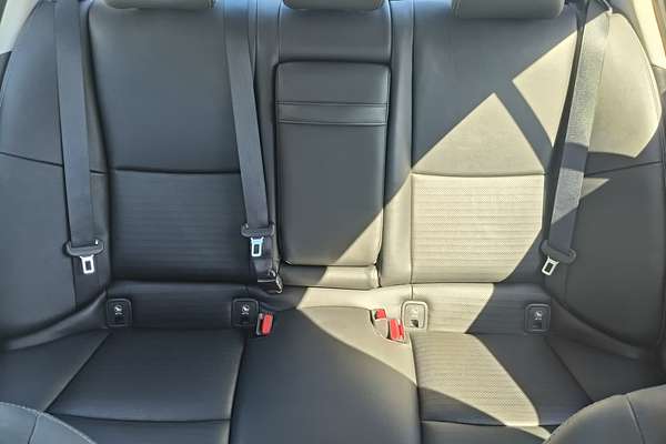 2016 INFINITI Q50 S V37