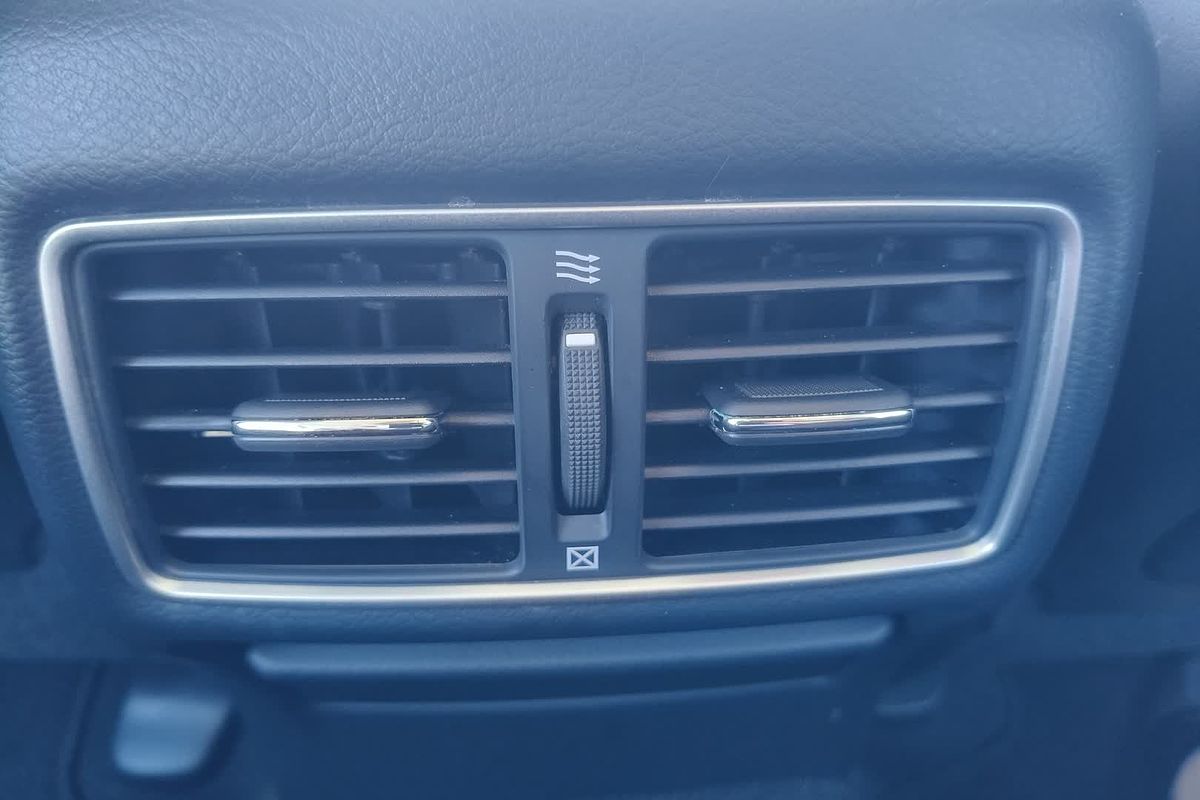 2016 INFINITI Q50 S V37
