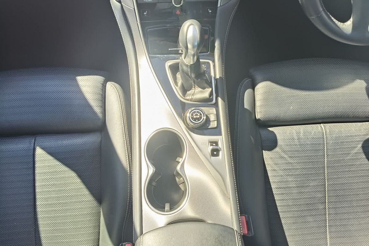 2016 INFINITI Q50 S V37