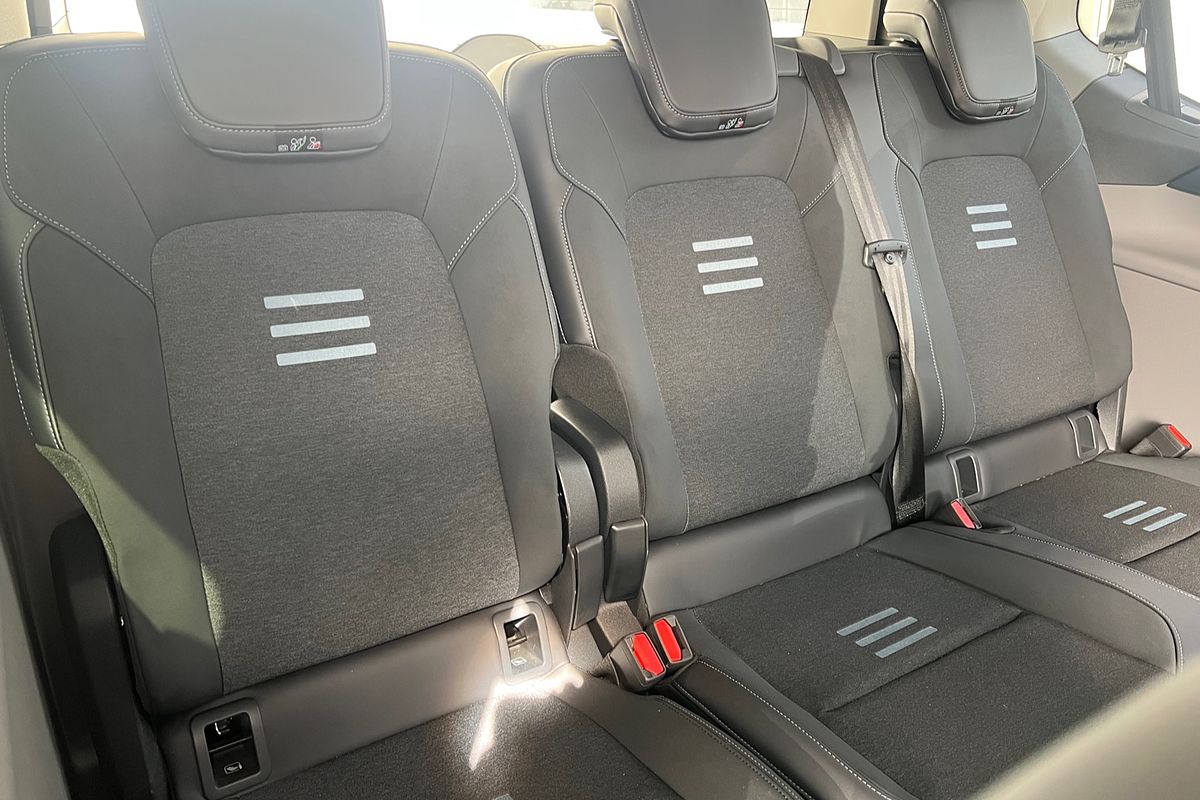 2024 Ford Tourneo Active AV SWB