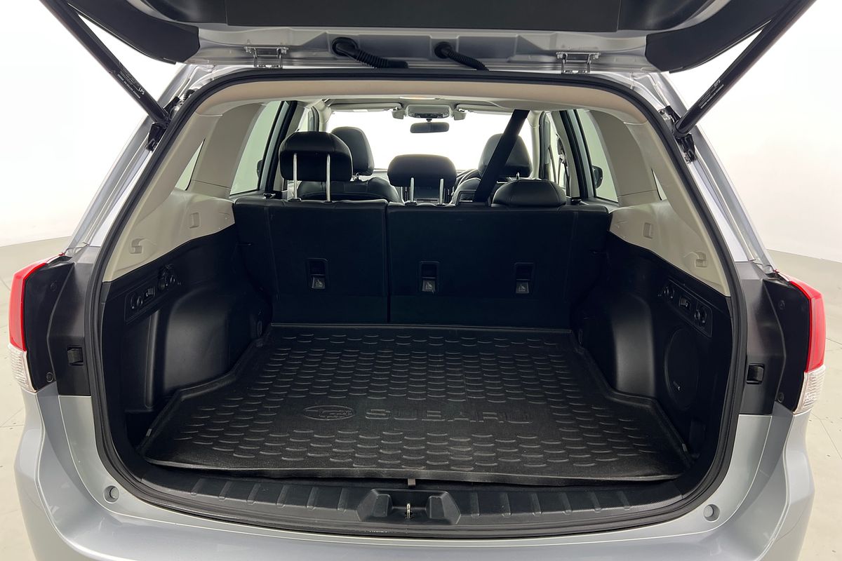 2019 Subaru Forester 2.5i-S S5