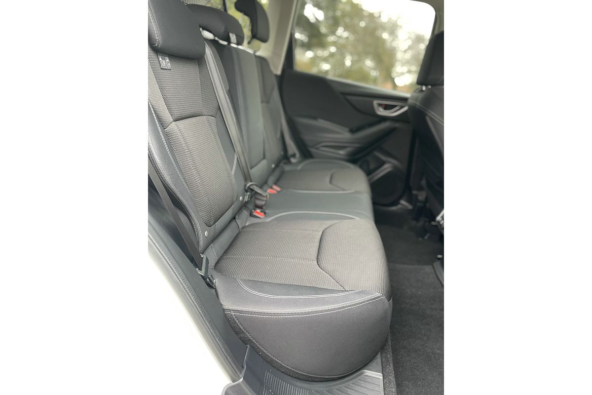 2022 Subaru Forester 2.5i S5