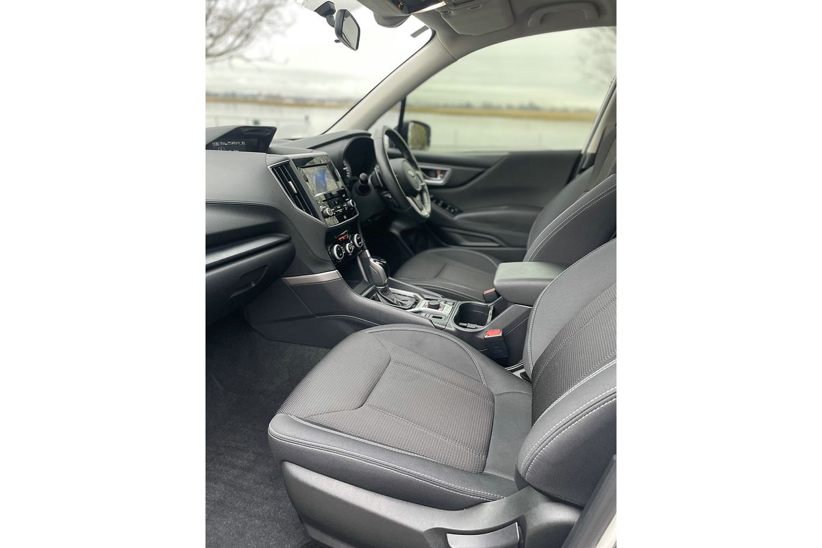 2022 Subaru Forester 2.5i S5