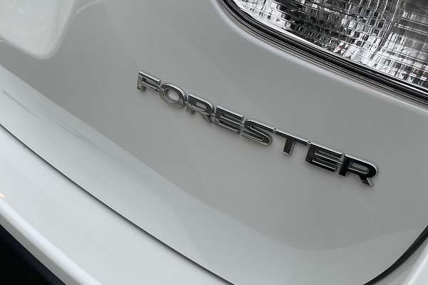 2022 Subaru Forester 2.5i S5