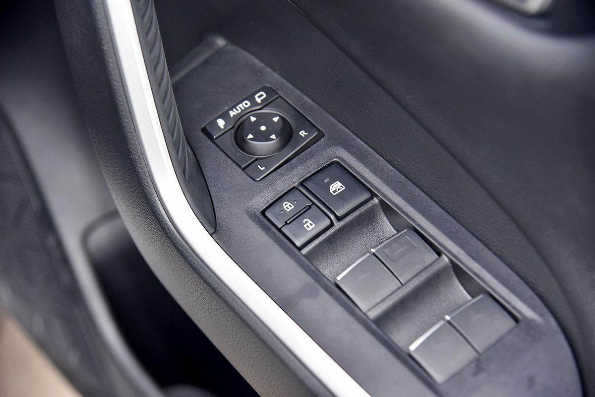 2024 Toyota RAV4 Cruiser AXAH54R