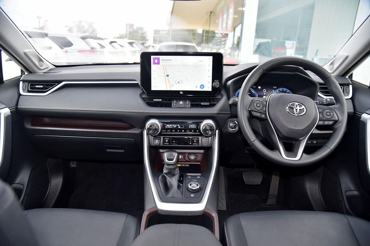 2024 Toyota RAV4 Cruiser AXAH54R