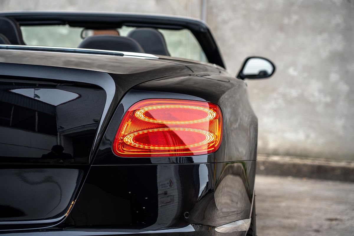 2012 Bentley Continental GTC V8 3W