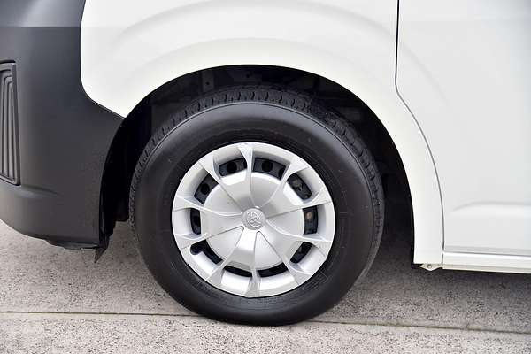 2022 Toyota Hiace GDH300R