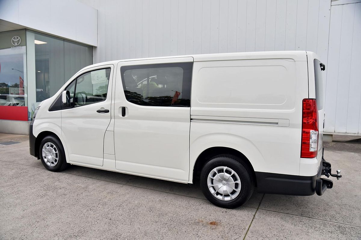 2022 Toyota Hiace GDH300R