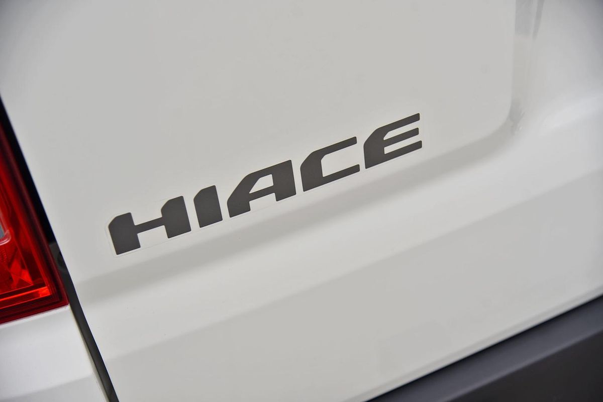 2022 Toyota Hiace GDH300R