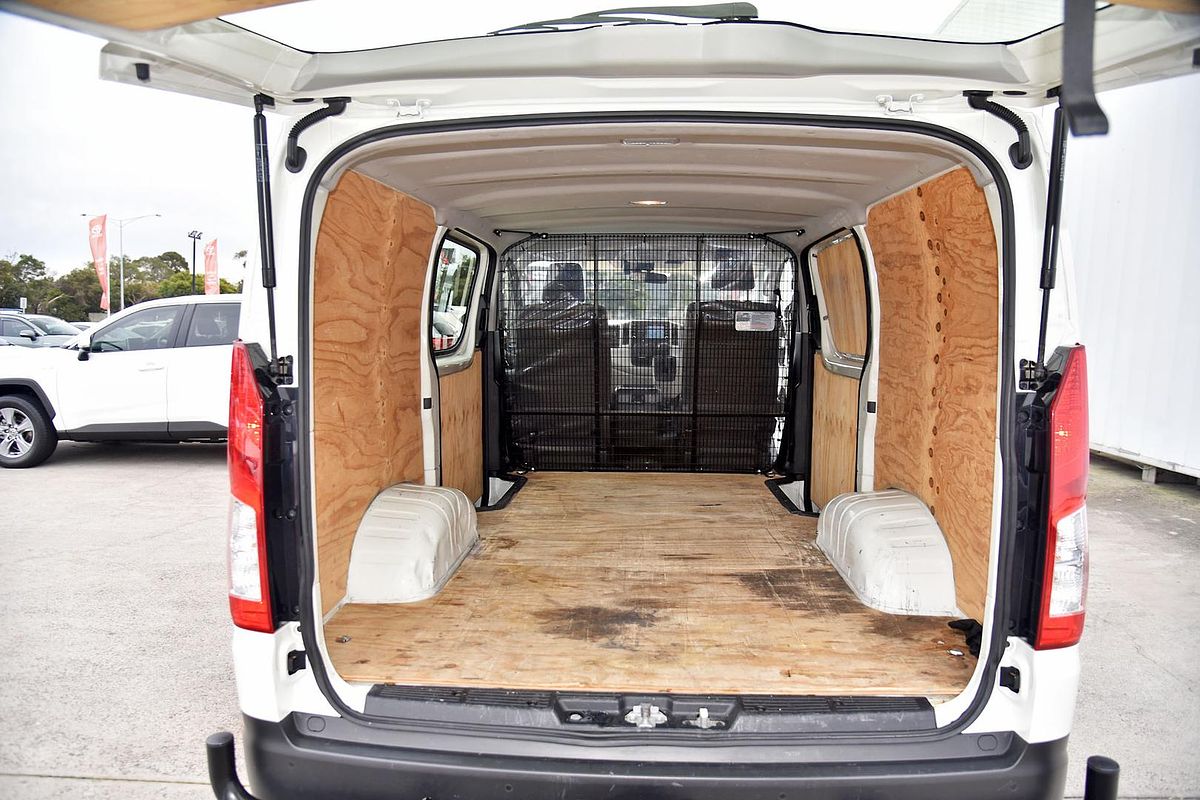 2022 Toyota Hiace GDH300R