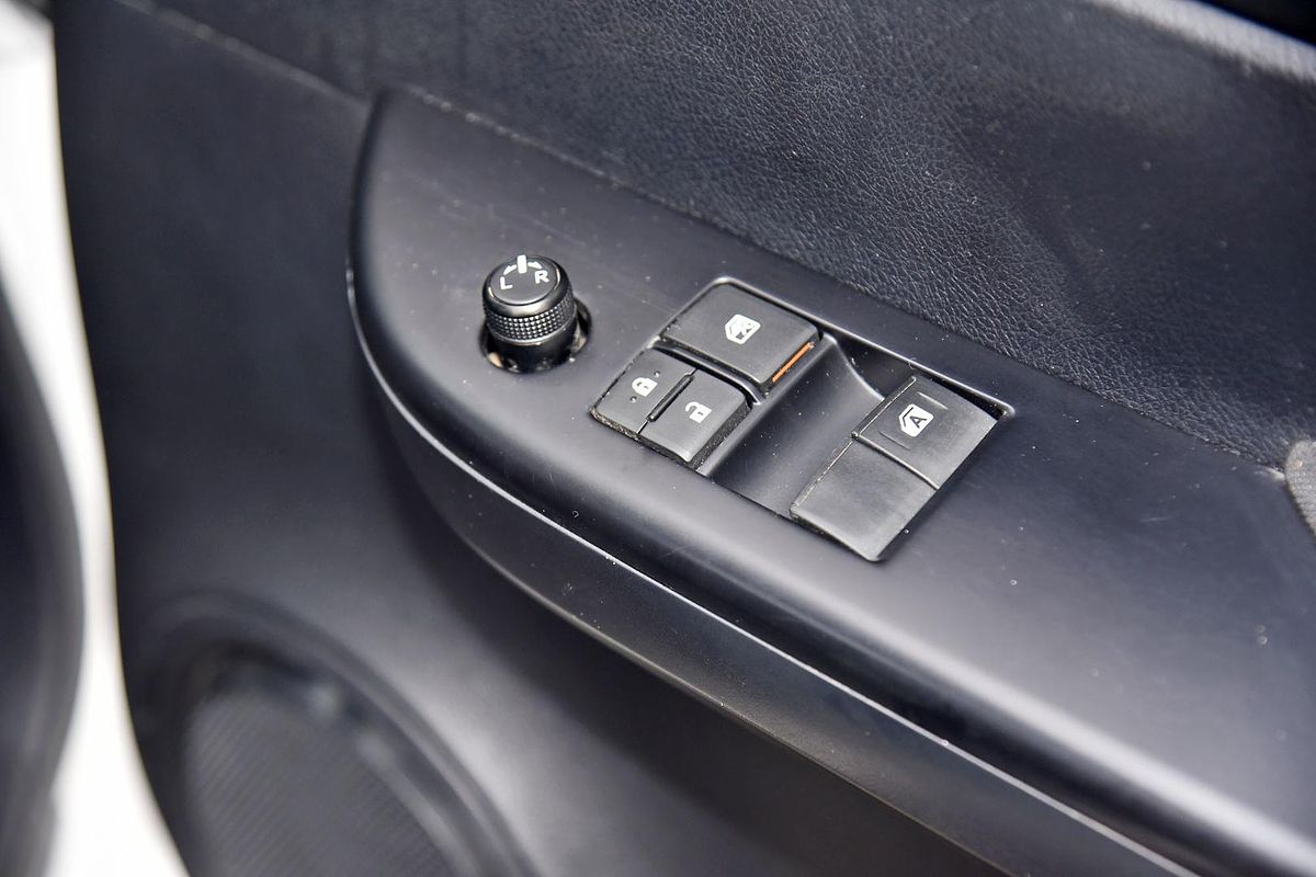 2019 Toyota Hilux Workmate TGN121R Rear Wheel Drive