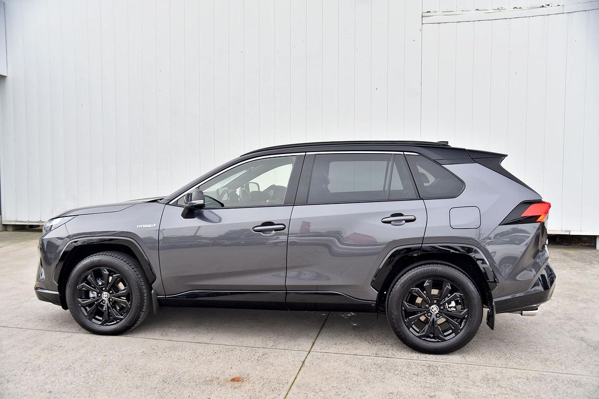 2024 Toyota RAV4 XSE AXAH52R