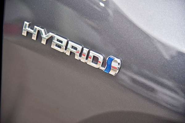2024 Toyota RAV4 XSE AXAH52R
