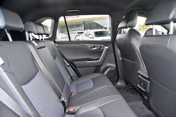 2024 Toyota RAV4 XSE AXAH52R