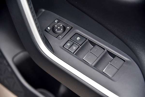 2024 Toyota RAV4 XSE AXAH52R