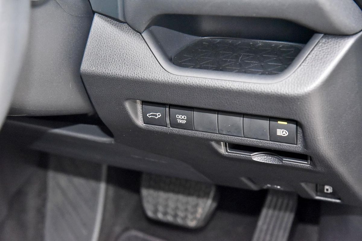 2024 Toyota RAV4 XSE AXAH52R