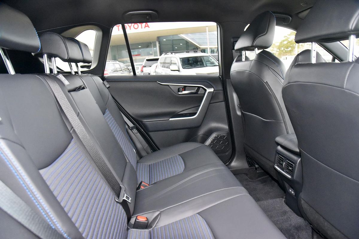 2024 Toyota RAV4 XSE AXAH52R