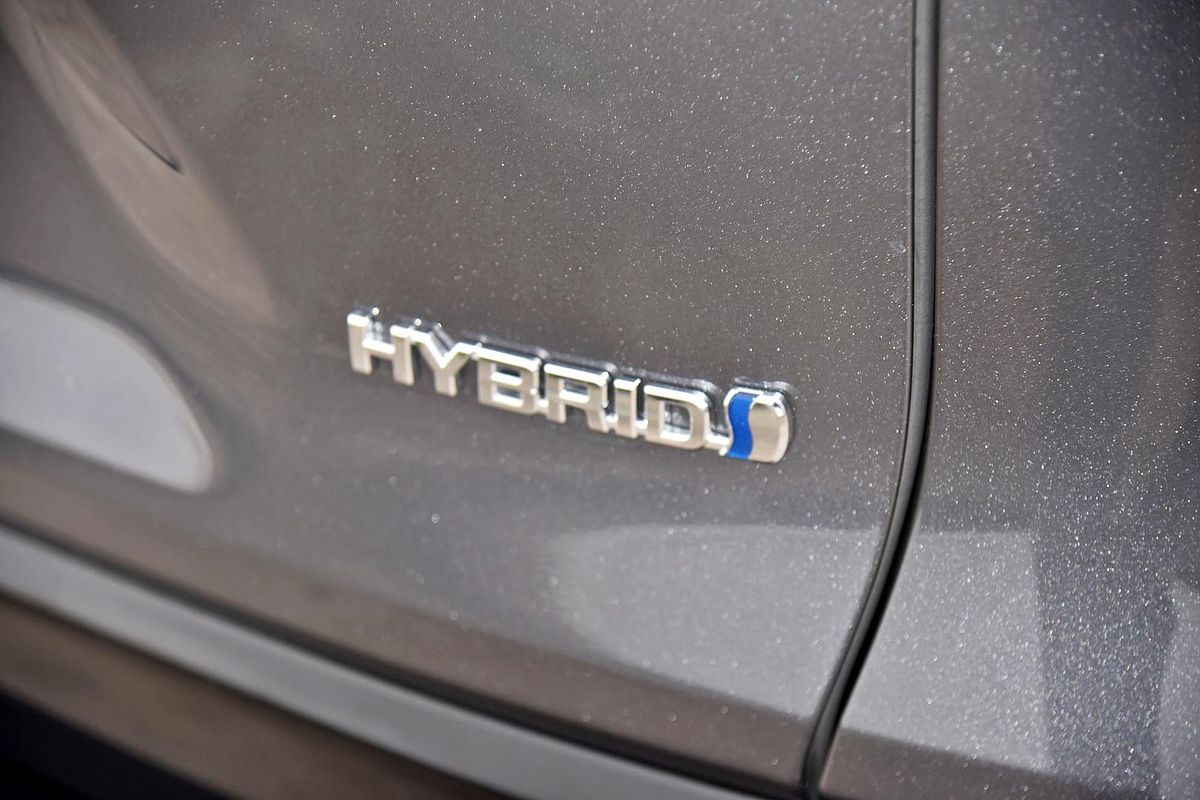 2024 Toyota RAV4 XSE AXAH52R