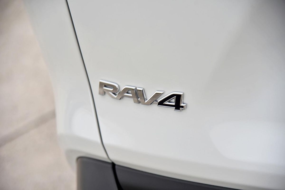 2024 Toyota RAV4 Cruiser AXAH52R