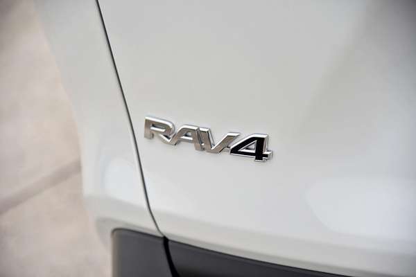 2024 Toyota RAV4 Cruiser AXAH52R