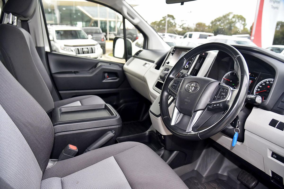 2021 Toyota Hiace GDH300R