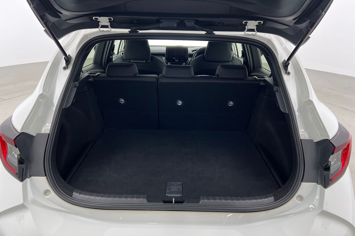 2022 Toyota Corolla Ascent Sport Hybrid ZWE211R