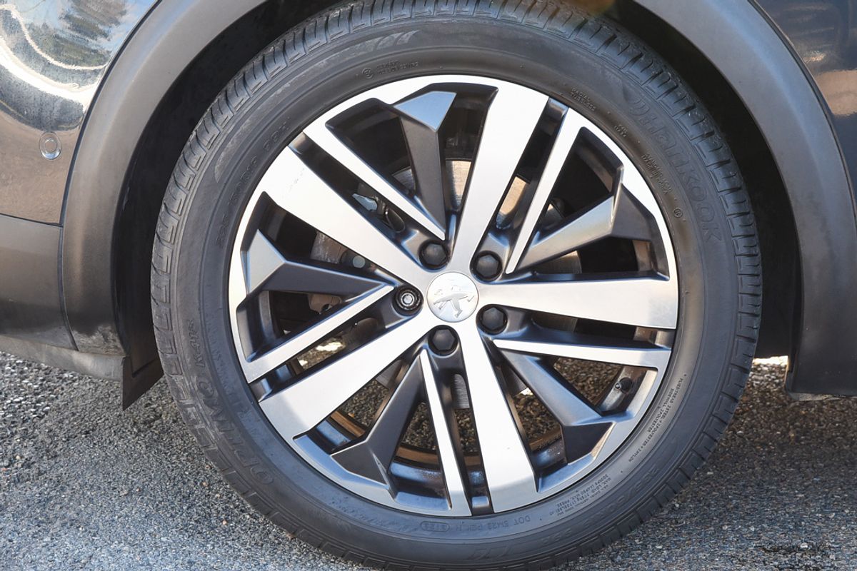 2018 Peugeot 3008 GT P84