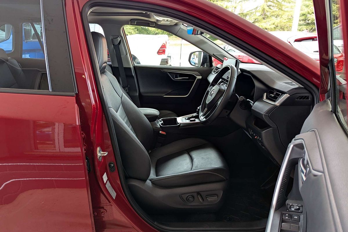 2022 Toyota RAV4 Cruiser AXAH54R