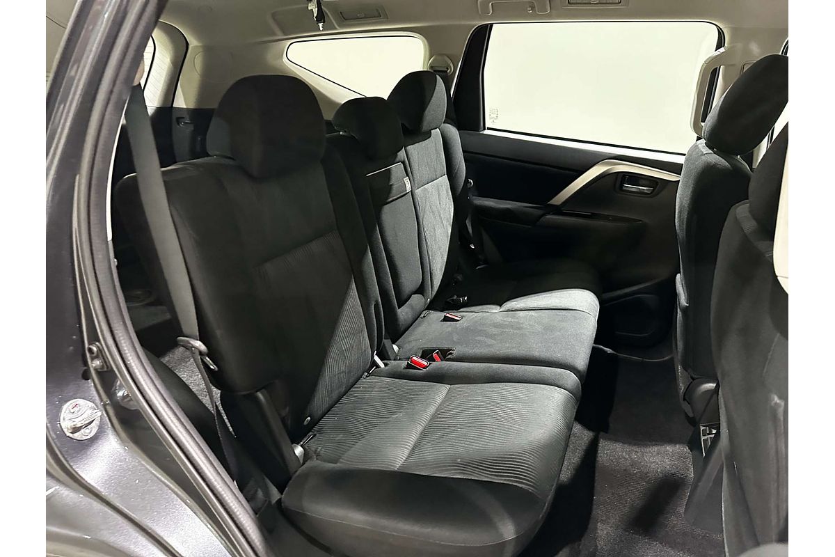 2021 Mitsubishi Pajero Sport GLX QF