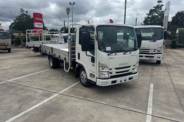 2024 Isuzu N Series NLR 45-150 Traypack  4x2
