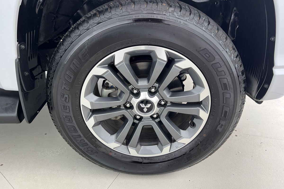 2023 Mitsubishi Triton GLS MR 4X4