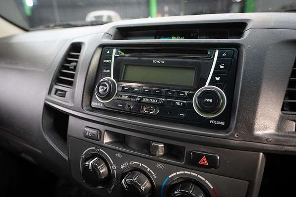 2013 Toyota Hilux SR KUN26R 4X4