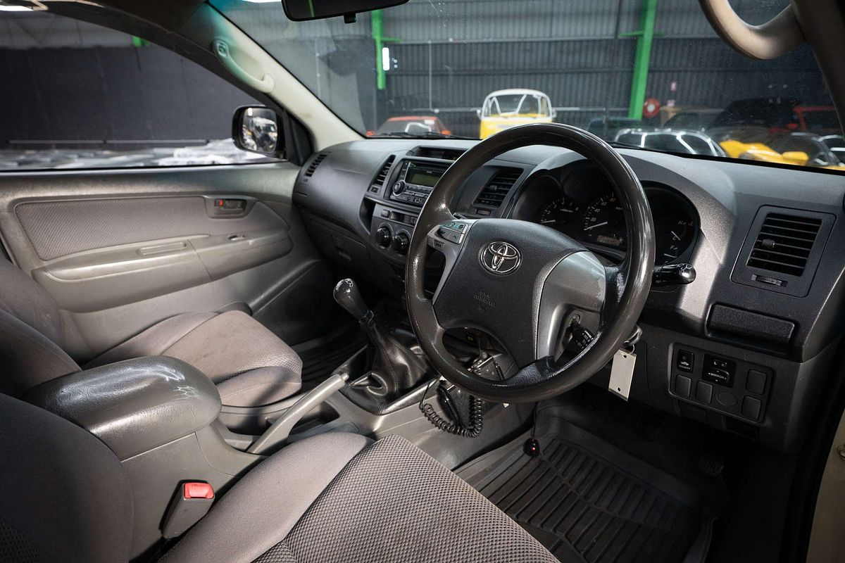 2013 Toyota Hilux SR KUN26R 4X4