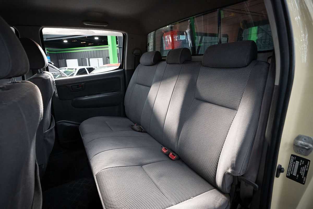 2013 Toyota Hilux SR KUN26R 4X4