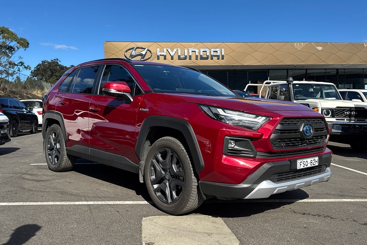 2024 Toyota RAV4 Edge AXAH54R