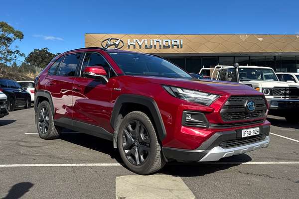 2024 Toyota RAV4 Edge AXAH54R