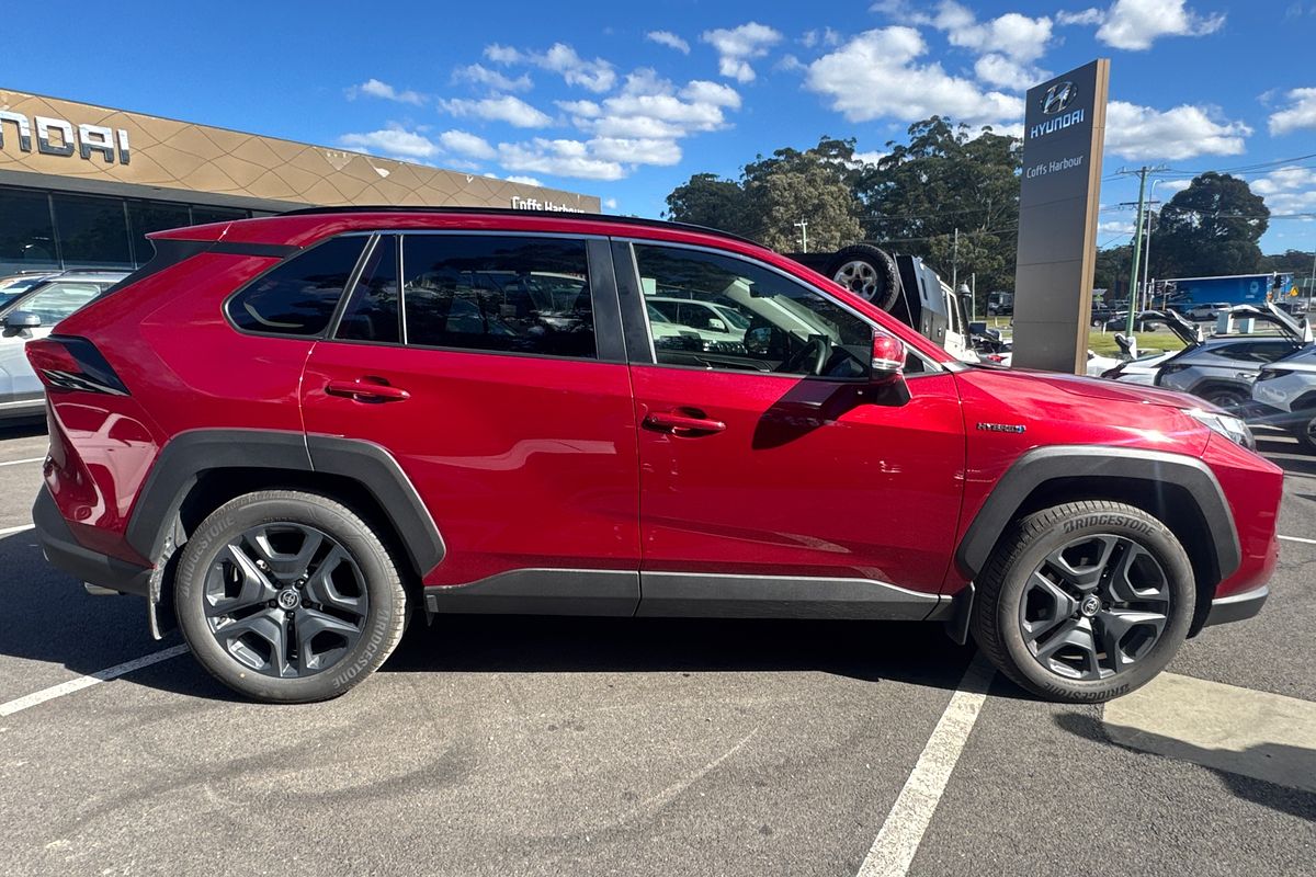 2024 Toyota RAV4 Edge AXAH54R