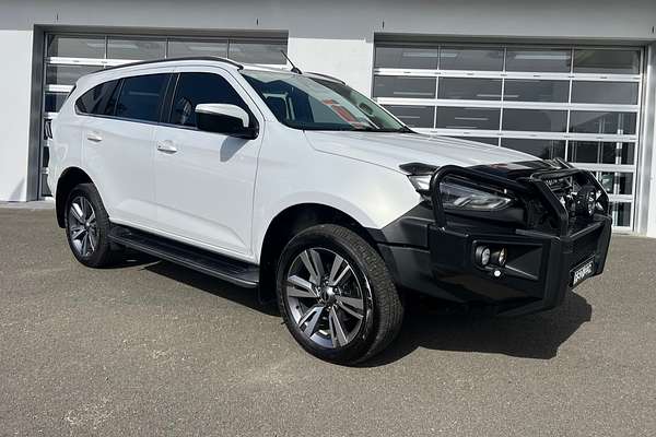 2024 Isuzu MU-X LS-T