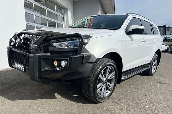 2024 Isuzu MU-X LS-T