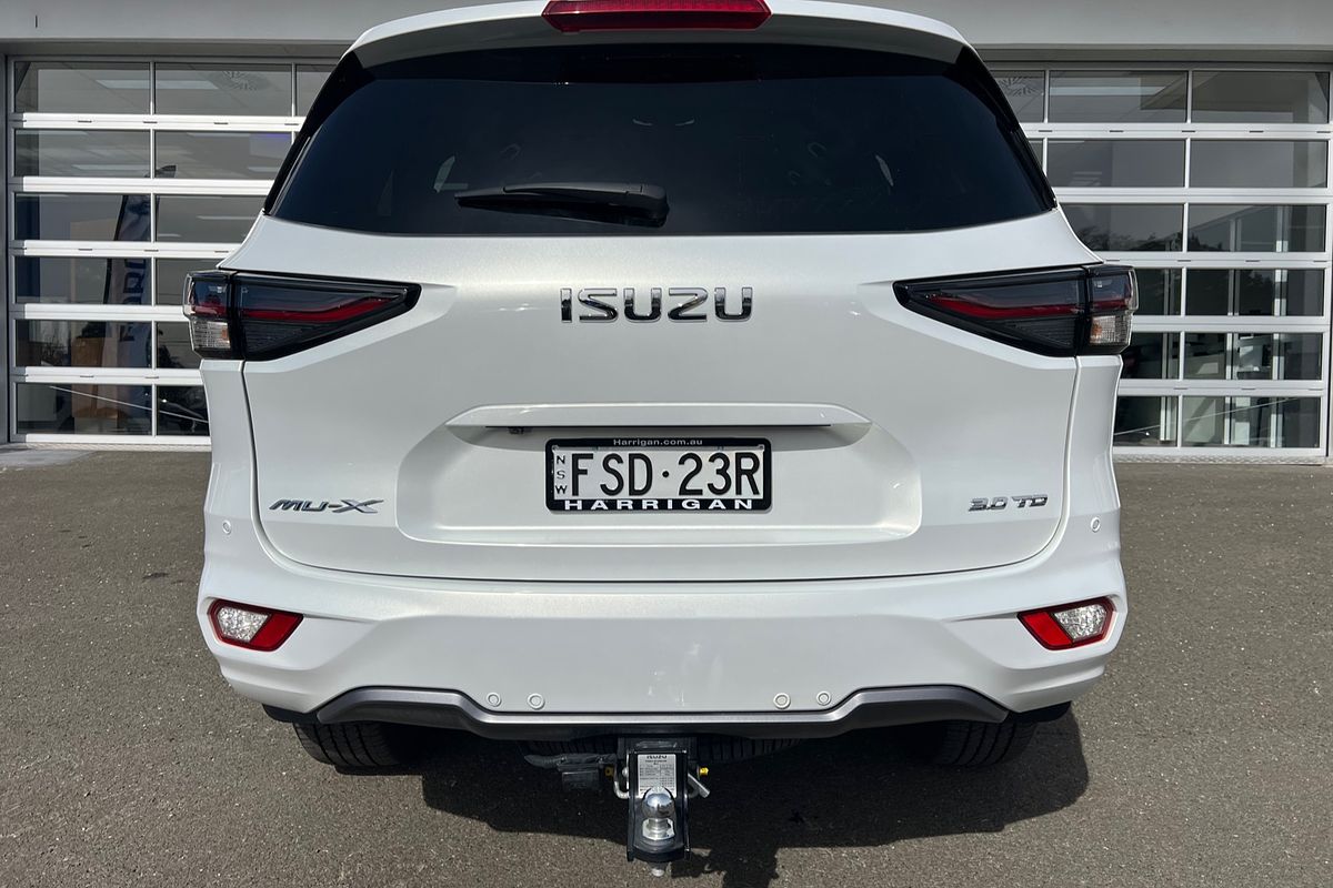 2024 Isuzu MU-X LS-T