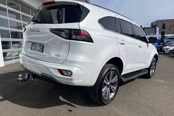 2024 Isuzu MU-X LS-T