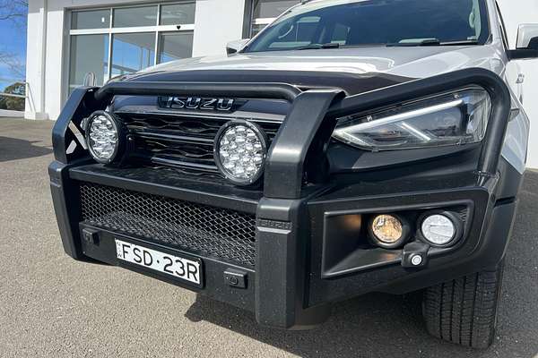 2024 Isuzu MU-X LS-T