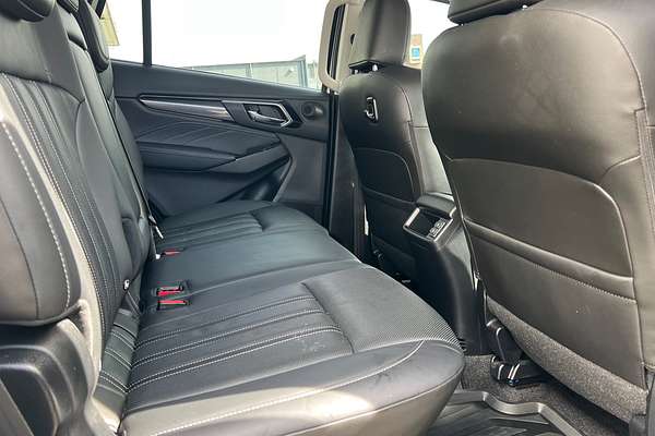 2024 Isuzu MU-X LS-T