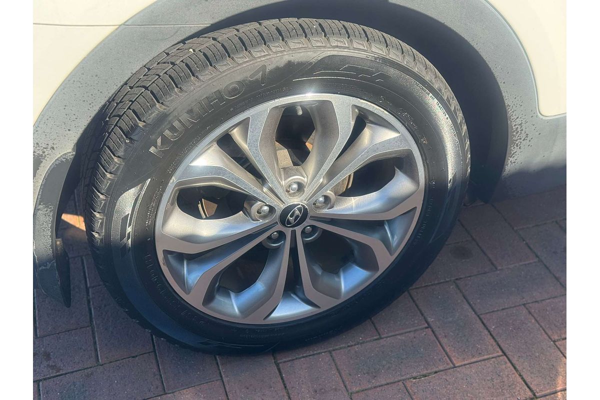 2013 Hyundai Santa Fe Highlander DM
