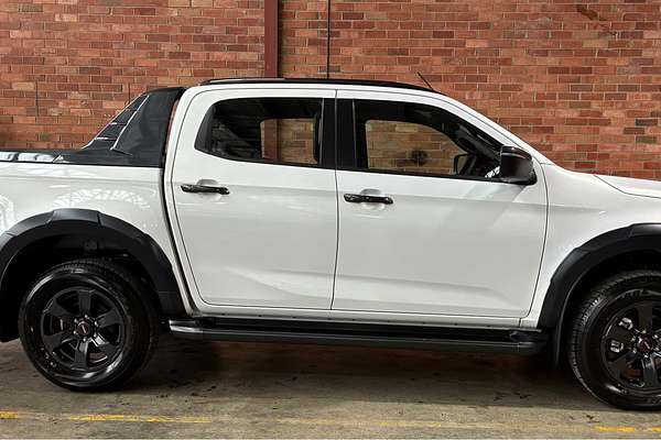 2025 Isuzu D-MAX X-TERRAIN 4X4
