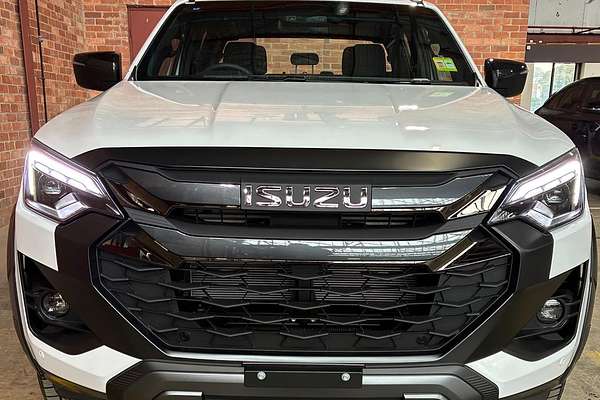 2025 Isuzu D-MAX X-TERRAIN 4X4