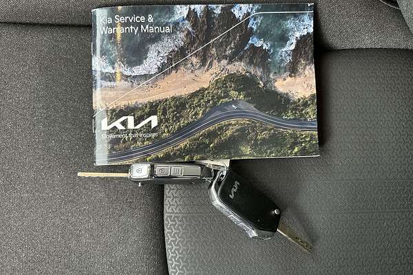 2023 Kia Carnival S KA4