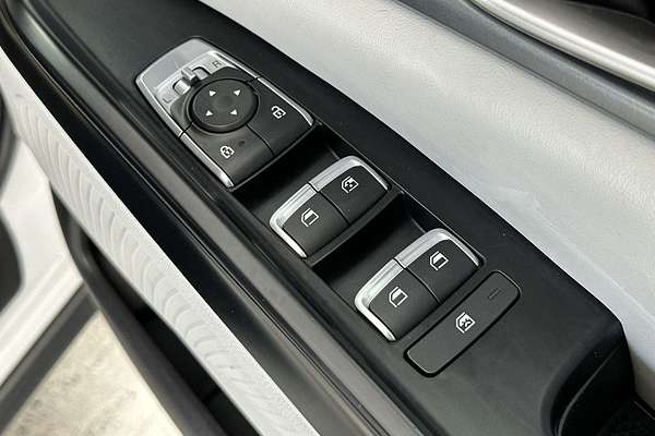 2023 Kia Carnival S KA4