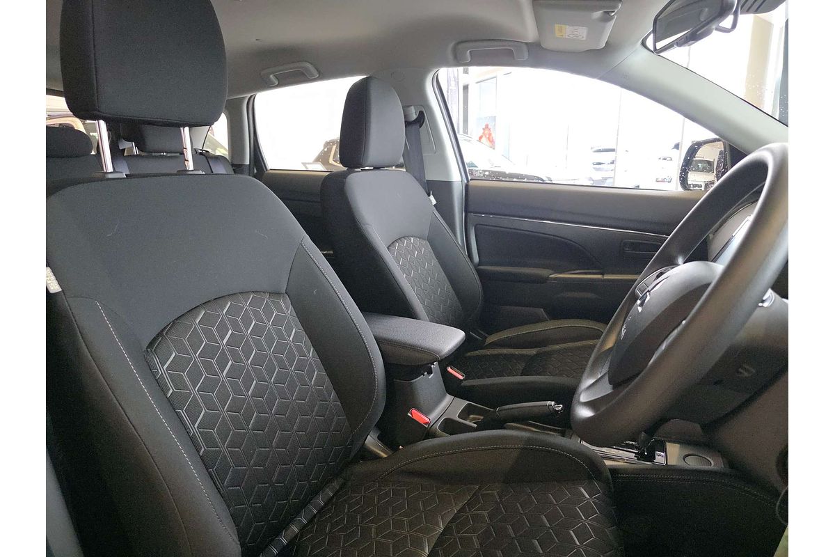 2024 Mitsubishi ASX ES XD